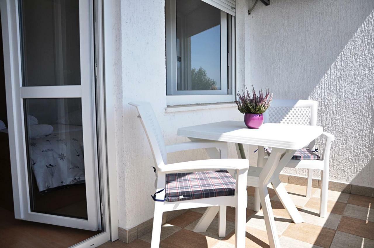 Sunrise Studio Apartments 3 Lokva Rogoznica Bagian luar foto